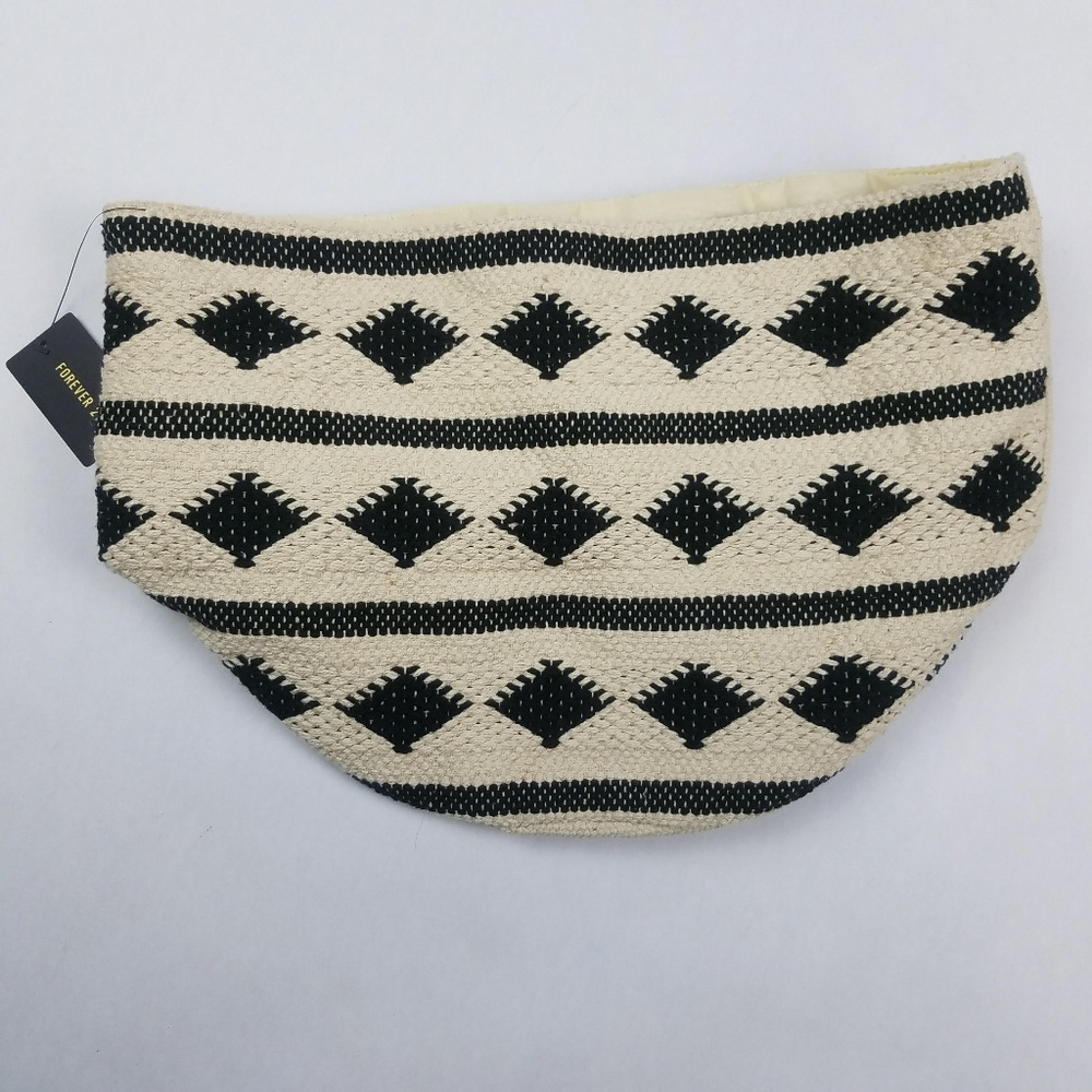 Forever 21 fabric basket/bag decor